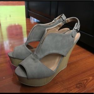 Taupe Charlotte Ruse wedges
